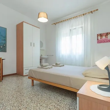 Lido Free Parking - 4 Guests - Near - App 1 Appartamento