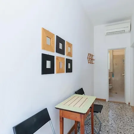 Appartamento Lido Free Parking - 4 Guests - Near - App 1 *