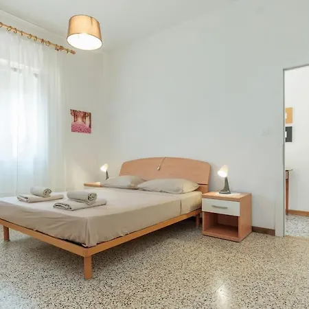 Lido Free Parking - 4 Guests - Near - App 1 Appartamento Lido di Jesolo